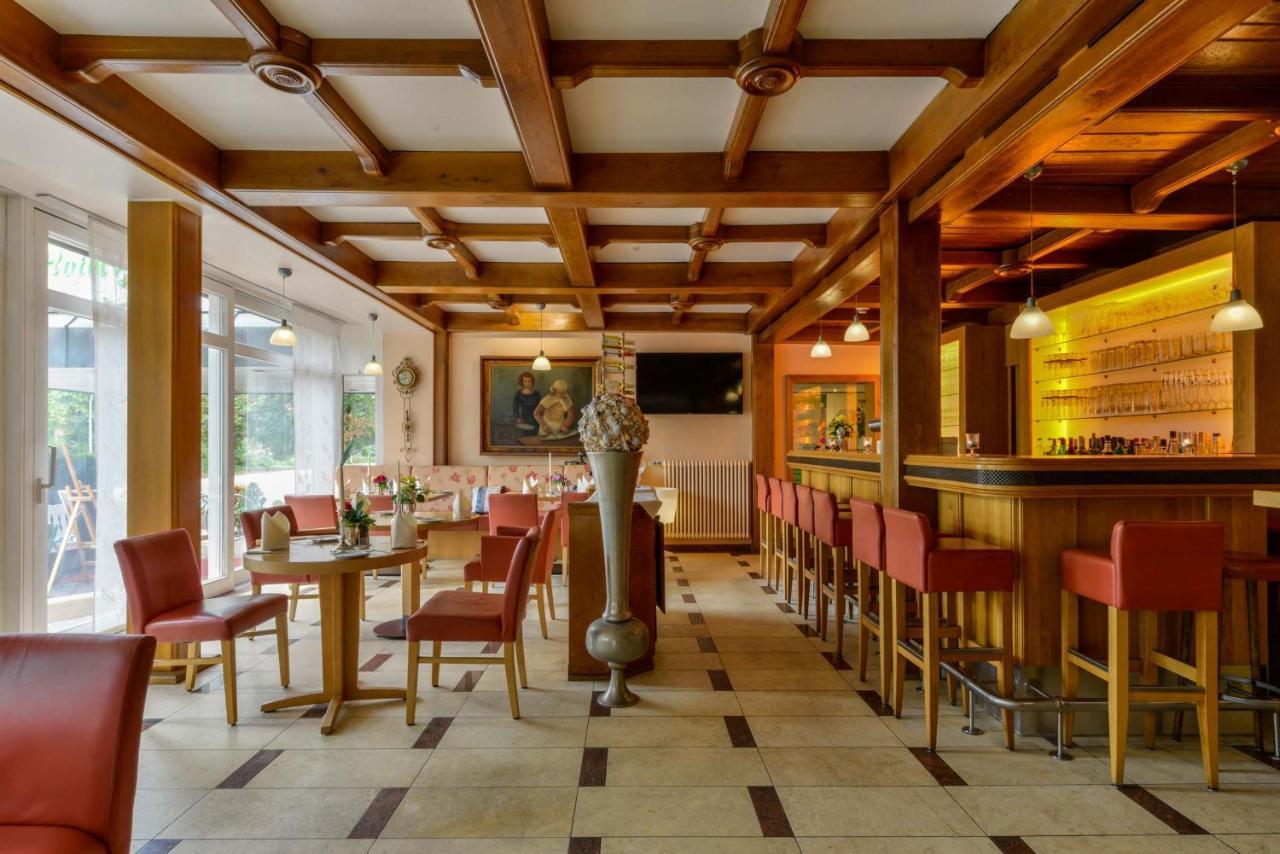 Hotel Poeker เมพเพิน ภายนอก รูปภาพ